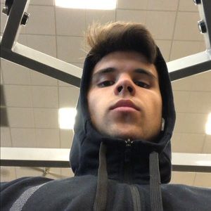 Meet your Posher, Alex